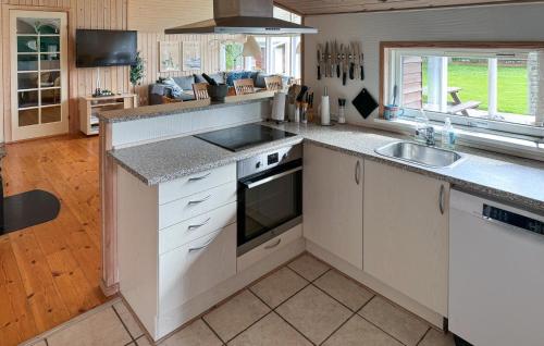 Kitchen, Holiday Home Musestien Dnmk Ii in Idestrup