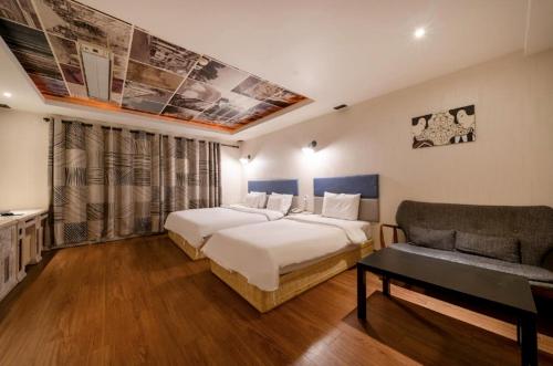 Daejeon Yongjeon I Hotel – Daejeon, FL