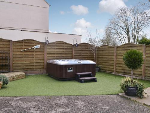 Exterior view, The Dun Cow in Bishop Middleham