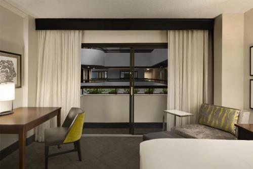 Hyatt Regency Savannah - image 3