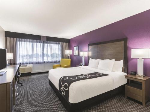 King Room - Disability Access image 4