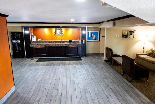 MainStay Suites Coralville - Iowa City in Coralville, USA