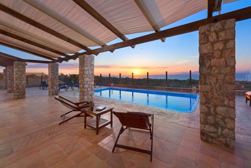 Butterfly Villa - image 8