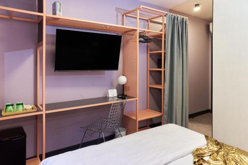 Stay Swanky Bed & Breakfast Room Type - Standard Double Room