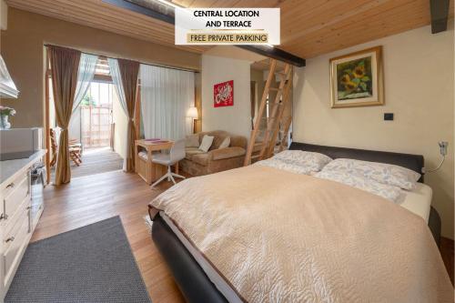 IQ wood apartment, Liubliana