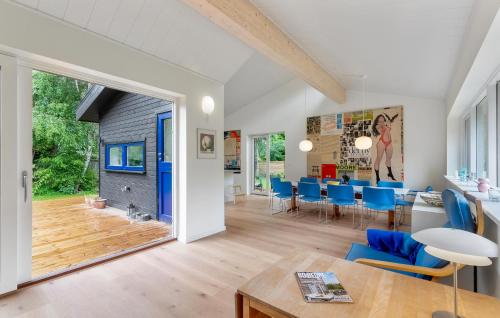 Amazing Home In Hundested With Kitchen in ฮันเดอสเทด