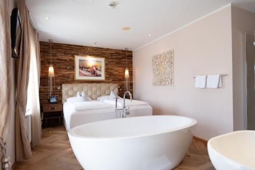 Suite with Garden View