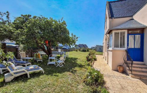 Location de vacances - Plouhinec - Bretagne - 3 Bedroom Amazing Home In Plouhinec - Image #1
