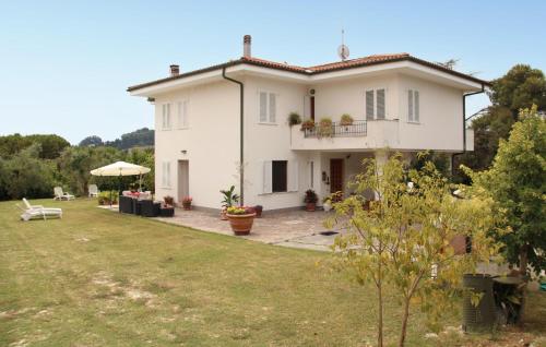 Lovely Apartment In Collesalvetti gîte à louer Nugola