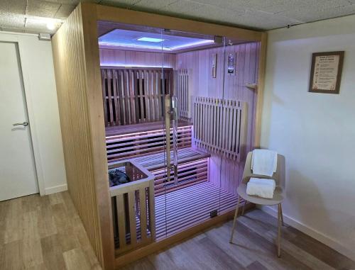 Spa, Maison vue mer Crozon - Jacuzzi - Sauna in Ranvedan