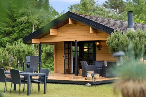 Comoditats, Cozy Cottage For Fun And Relaxation in Glesborg