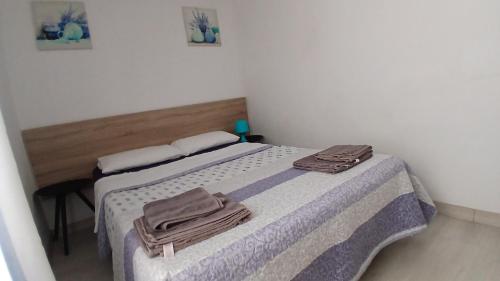 3 Bedroom 150 m from the beach - Tap to explore photos