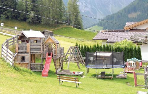 Three-Bedroom Apartment in Kartitsch - image 9