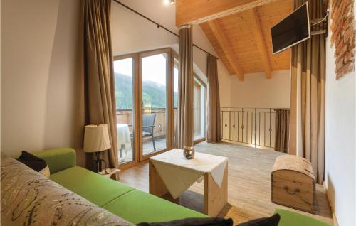 Three-Bedroom Apartment in Kartitsch - image 2