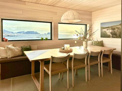 A szálláshely kívülről, New Cabin With Ocean Views In Vesterålen (New Cabin With Ocean Views In Vesteralen) in Straumsjoen
