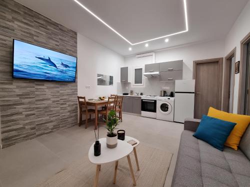 Renovated 2-Bedroom Apartment with Balcony 62sqm Near Athens Center Room Type - Two-Bedroom Apartment