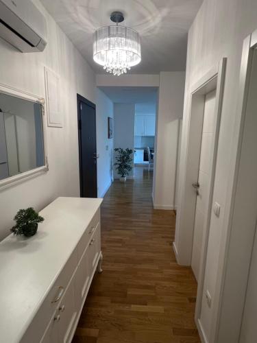 Cozy central apartment in 查普利納