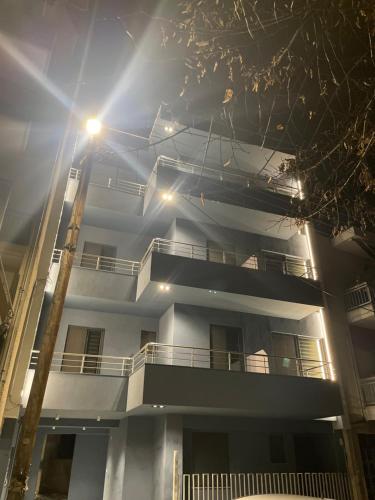 Mp luxury 1 in Larisa