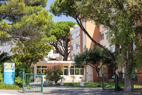 Hotel Club Le Capet - image 14