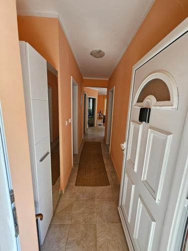 Two-Bedroom Apartment with Garden View image 7