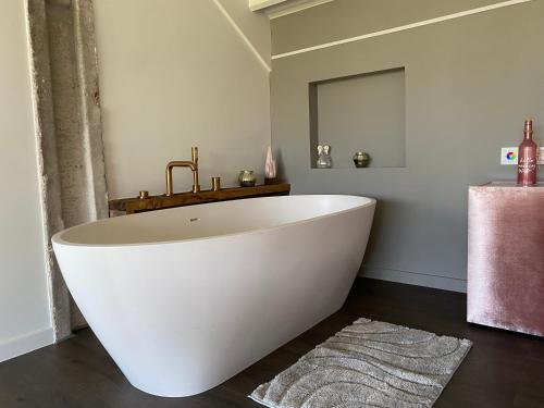 Létesítmények, Guest Rooms by Art Bruges in Jabbeke