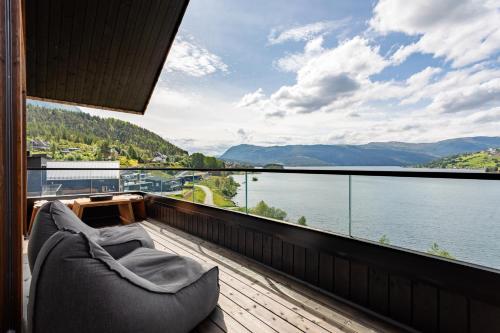 Modern Gem by Beautiful Lake Hafslovatnet in Hafslo