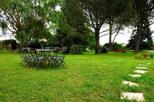 สวน, maison campagne jardin in ลาโวร์