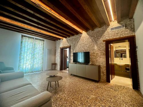 San Matteo Rialto Terrace Apt - image 14