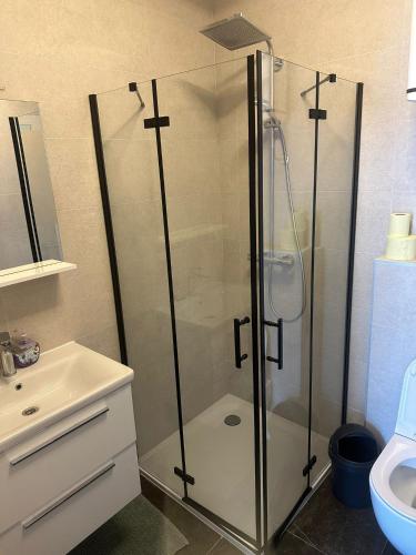 Apartment image 10