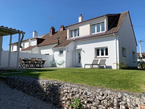 Maison lumineuse avec jardin & parking clos - Location saisonnière - Cucq