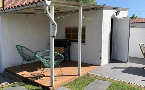 Maison lumineuse avec jardin & parking clos in เลอตูเกต์