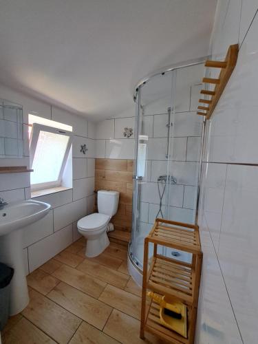 1 double bed, 1 twin bed, 1 sofa bed