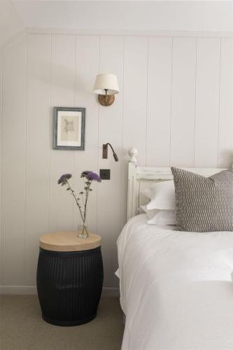 Shepherds Cottage Pentland Hills - main image