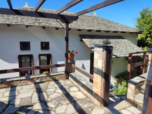 Stone vila with view - Pelion - Volos in Agios Vlasios