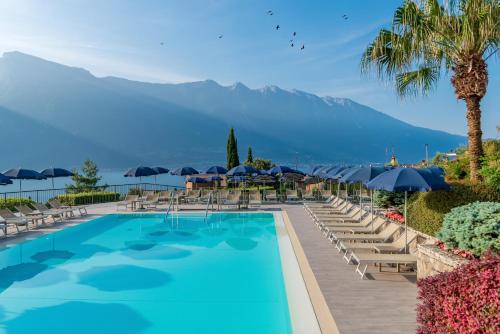 Úszómedence, Hotel Royal Village in Limone sul Garda