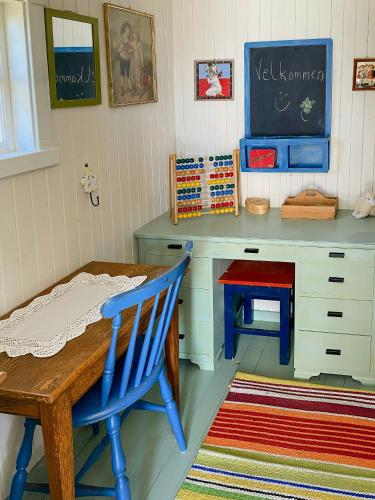 Exterior view, Traditional 60S Cabin By Langasdammen Lake in Levanger