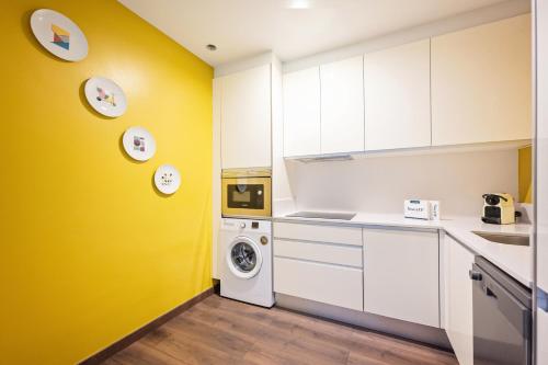 Three-Bedroom Apartment image 10