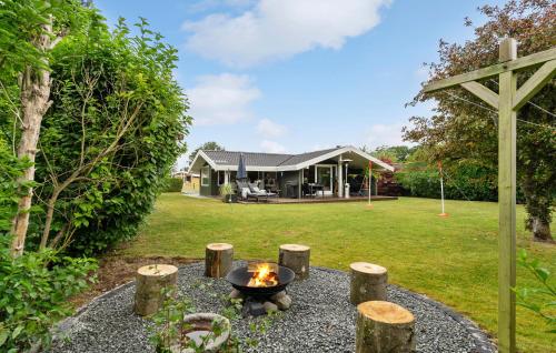 4 Bedroom Awesome Home In Otterup