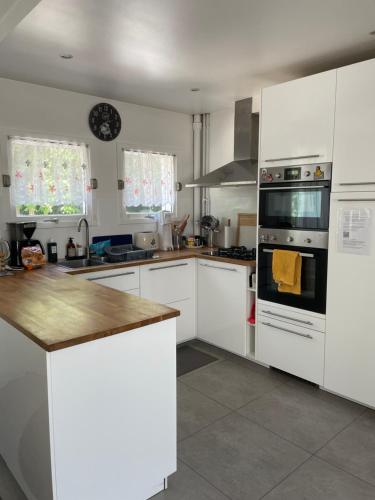 Maison entre culture et détente (Maison entre culture et detente) in Vaucresson