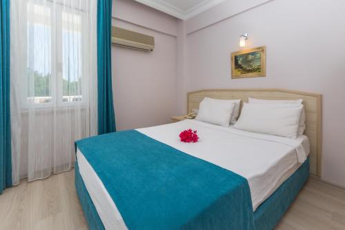 Habesos Hotel Room Type - Standard Twin Room with Land View