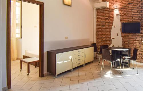 1 Bedroom Amazing Apartment In Roma, Řím (fotografie 2)