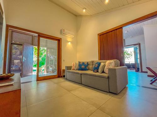 Master Suite image 8