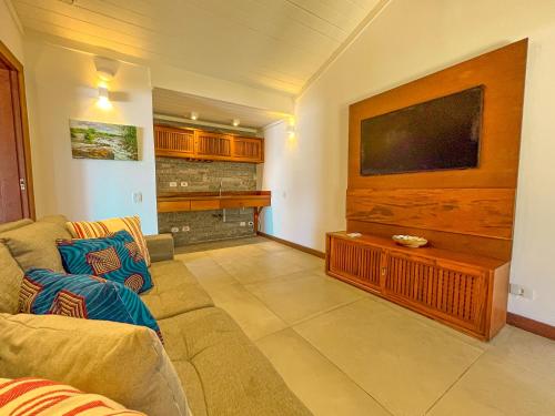Master Suite image 1
