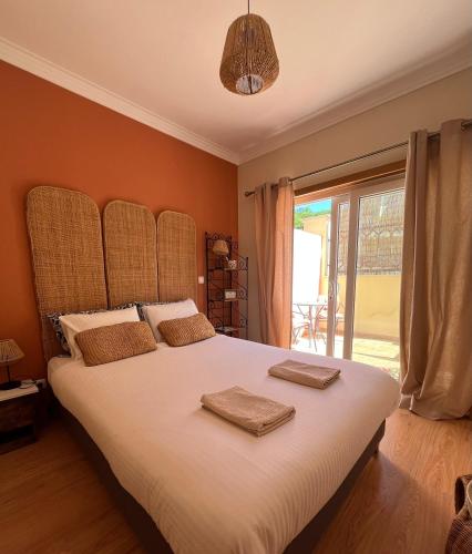 Cosy room with bathroom and private access chambre d'hôte Casa do Marquês