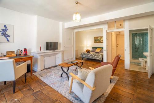 Chambre double, large