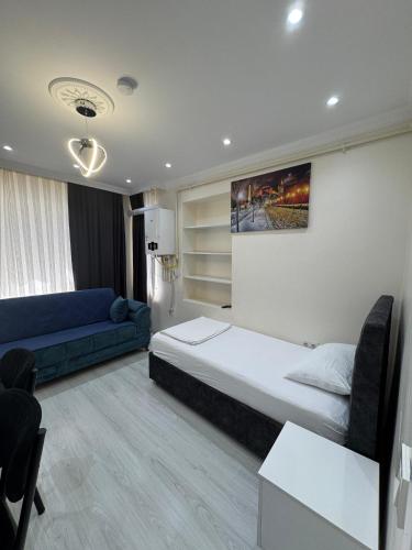 One-Bedroom Apartment image 8