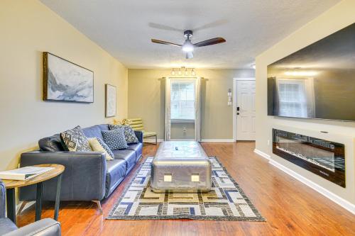 2 Mi to High Point University: Townhome w/ Patio in Ponto Alto (NC)