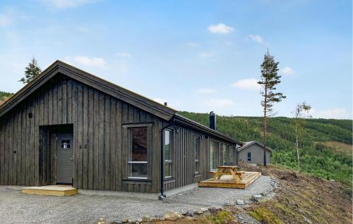 . 3 Bedroom Amazing Home In Åfarnes