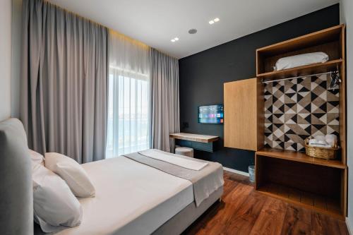 Kanes Boutique Hotel – Saranda, OR