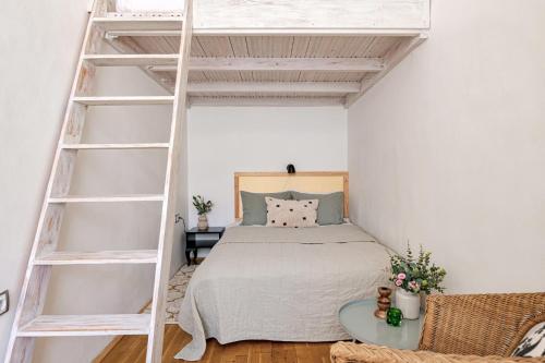 Classic elegance with 2BR 2BthR by view by Astoria - image 3